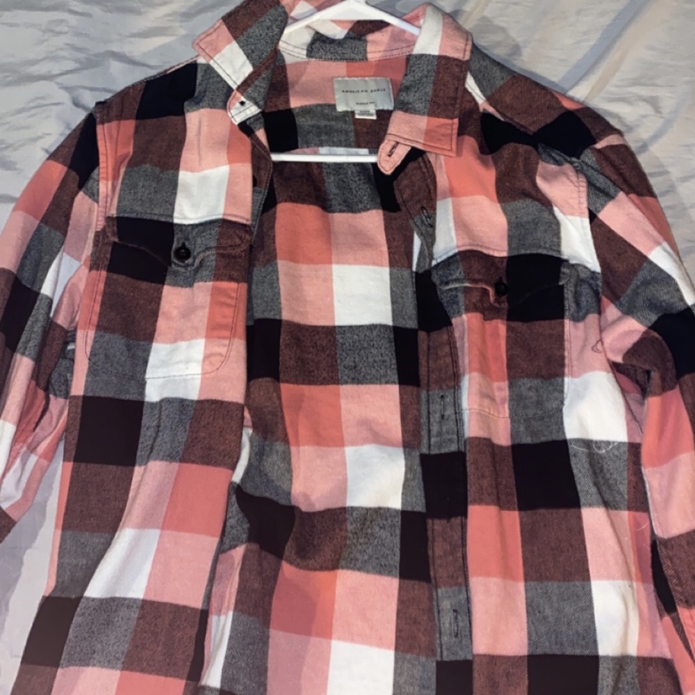 Men’s American Eagle flannel size medium
